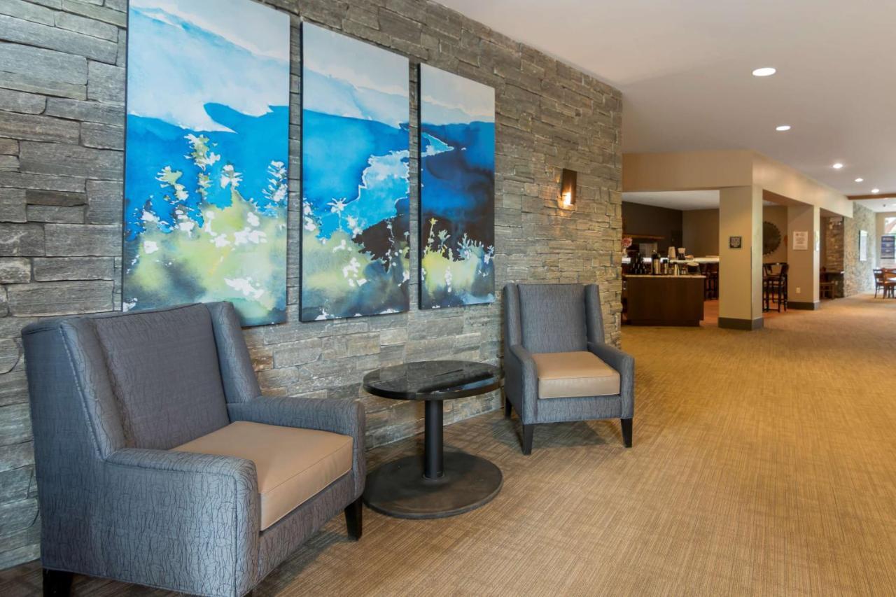 Best Western Plus Revelstoke Extérieur photo