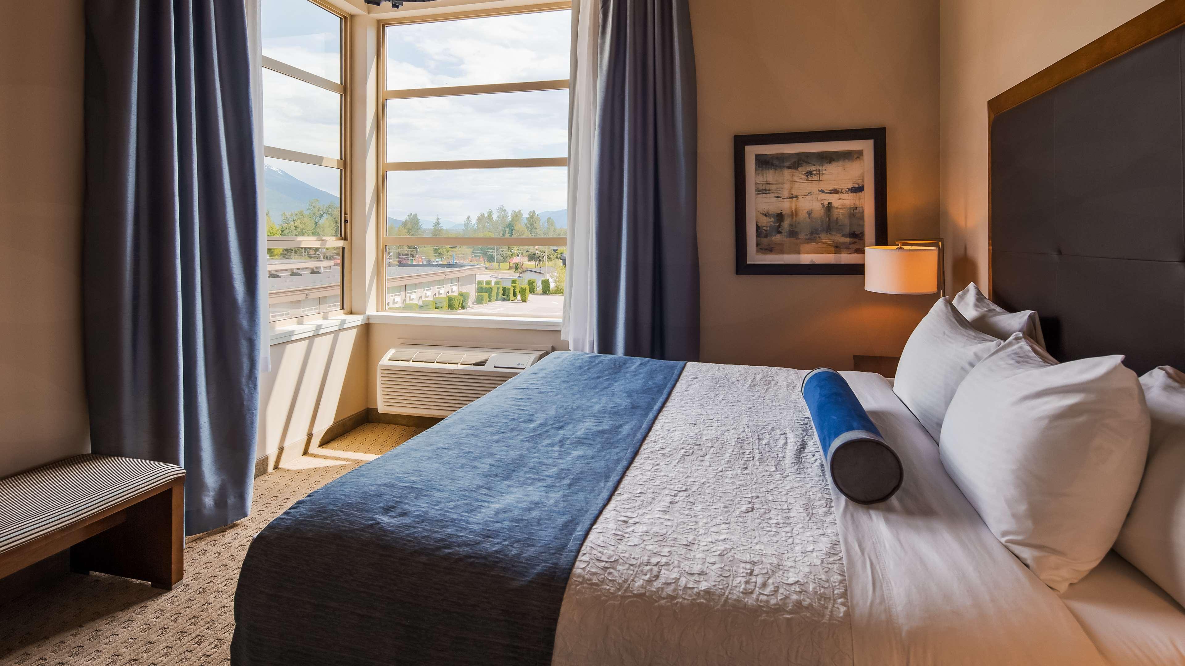 Best Western Plus Revelstoke Extérieur photo