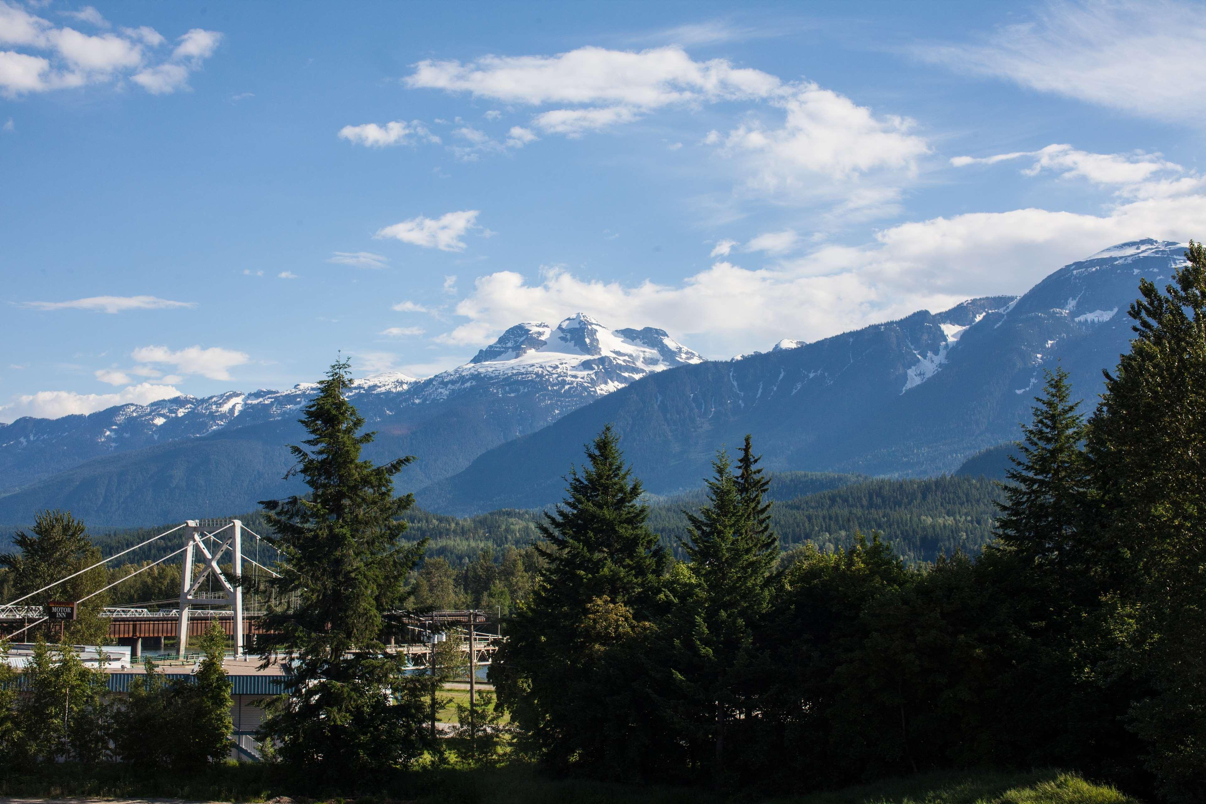 Best Western Plus Revelstoke Extérieur photo