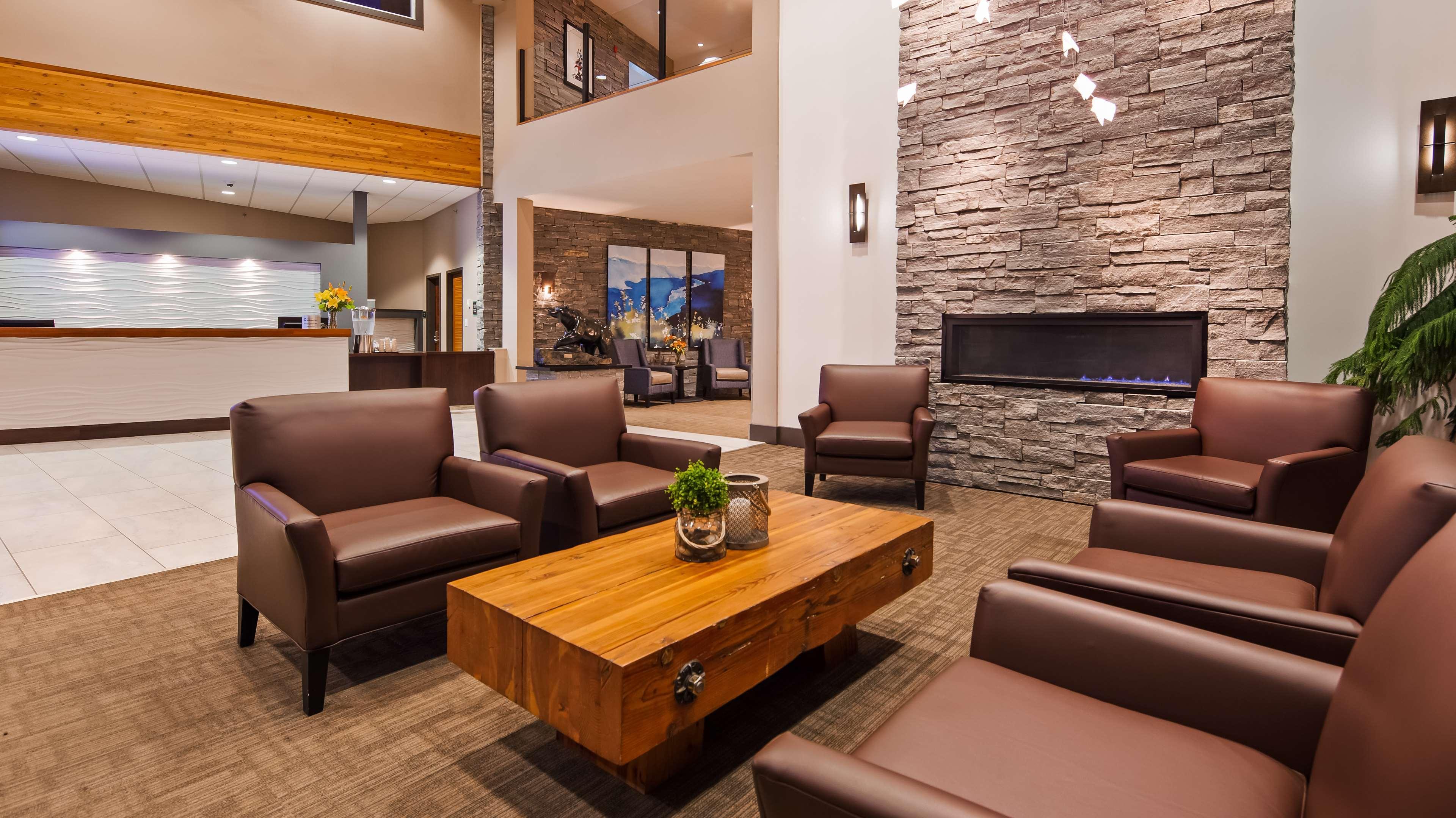 Best Western Plus Revelstoke Extérieur photo